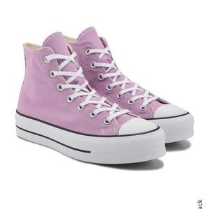NIB Women's Chuck Taylor All Star Hi Lift Platform Sneaker 9 - Classic Amethyst
